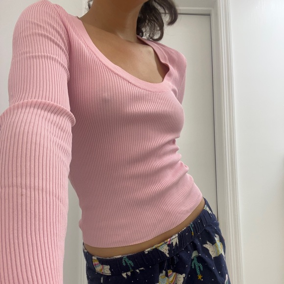 Pink long sleeve Zara shirt. - Picture 1 of 4
